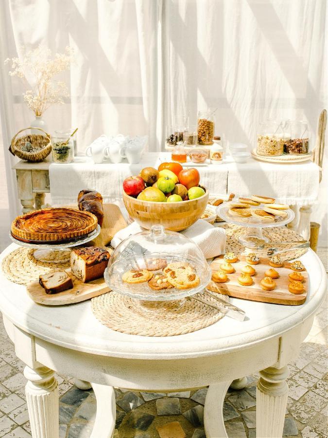 Hotel Restaurant Les Arnelles سانت ماري دو لا مير المظهر الخارجي الصورة