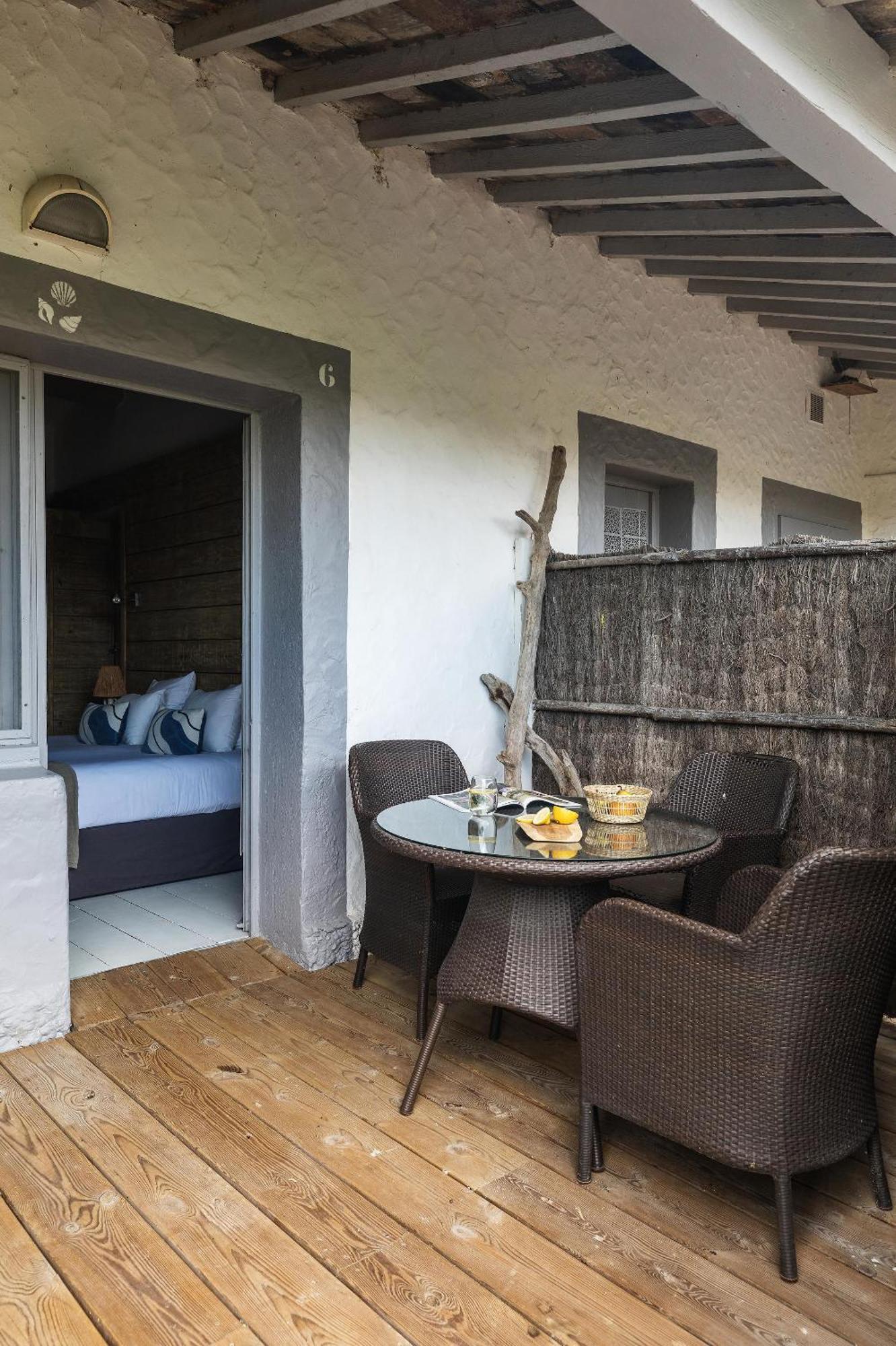 Hotel Restaurant Les Arnelles سانت ماري دو لا مير المظهر الخارجي الصورة